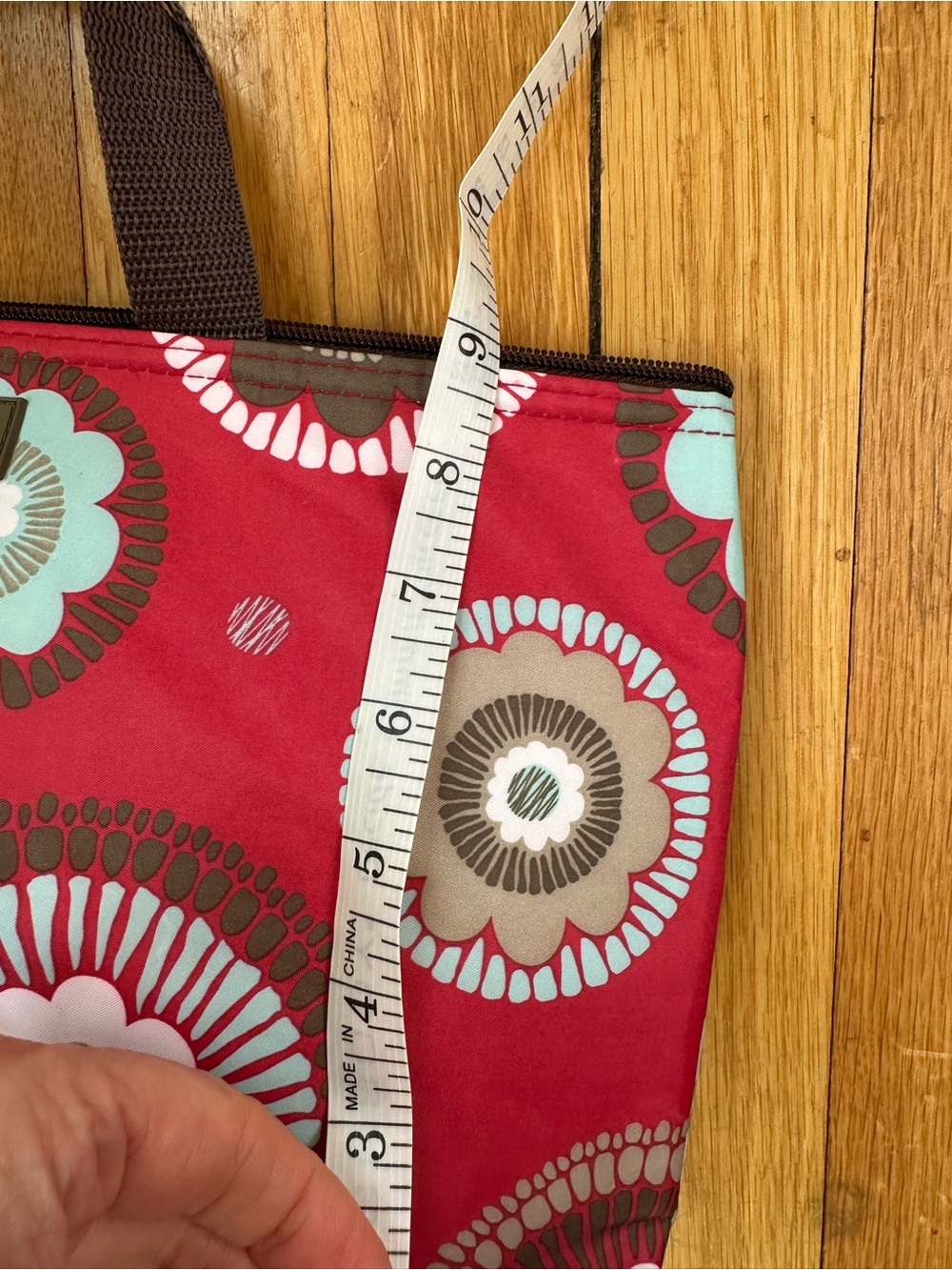 Thirty-One Insulated Lunch Tote Bag Red Floral‎ Monogrammed Letter P - Picture 7 of 7